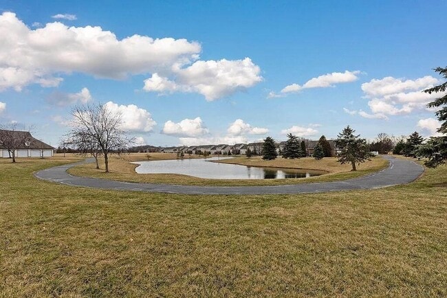 Building Photo - 773 Hidden Springs Dr