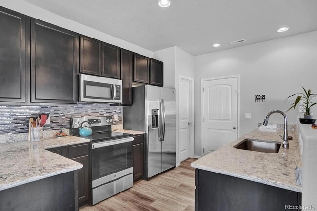 Building Photo - 7543 Red Fir Pt