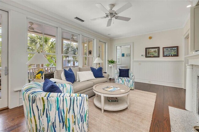 Building Photo - 17 Sea Oats Ln