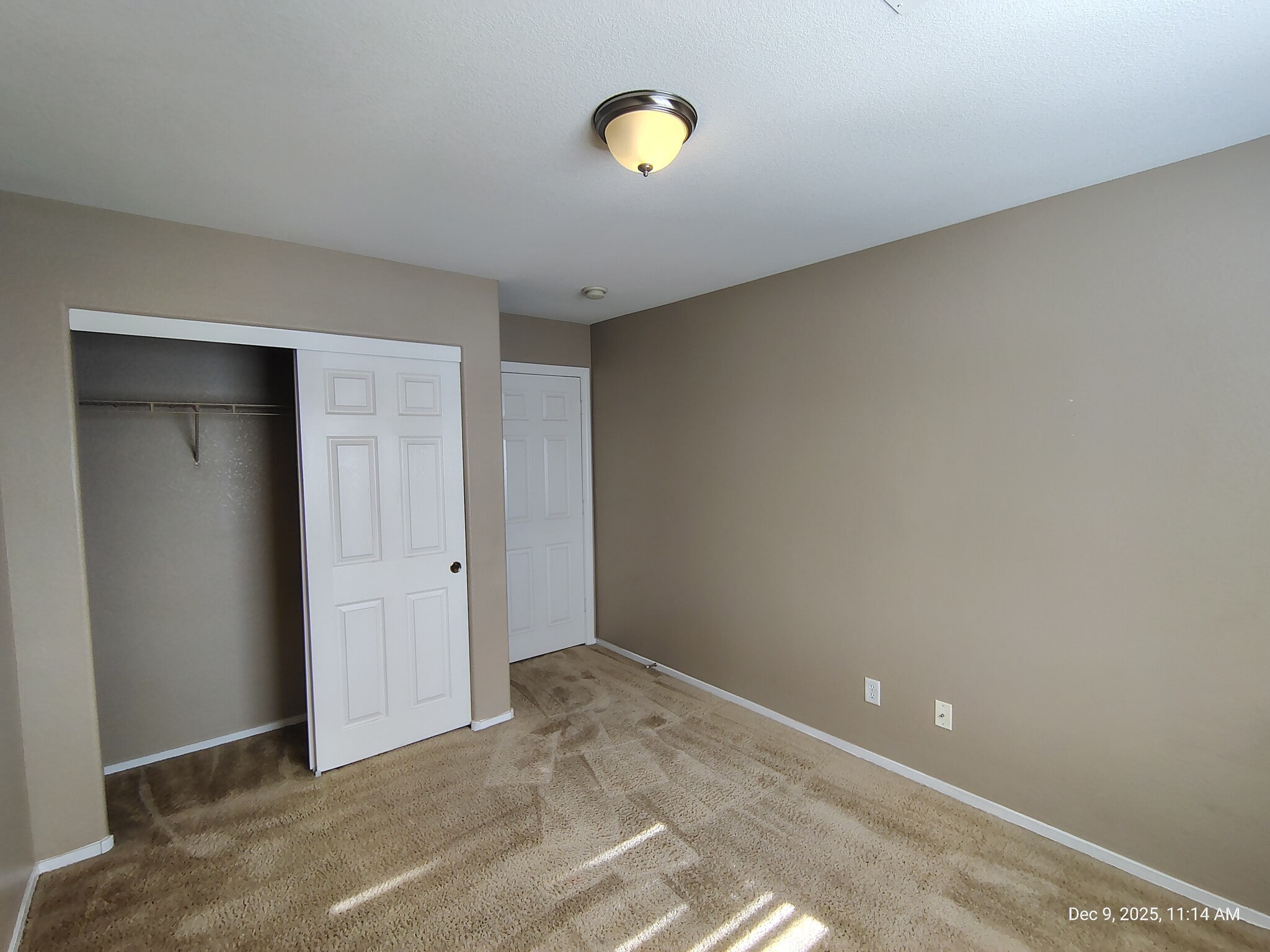 Building Photo - 4715 Deer Forest Ave