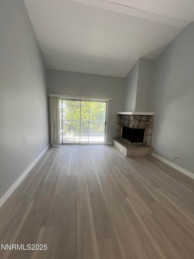 Building Photo - 2555 Clear Acre Ln