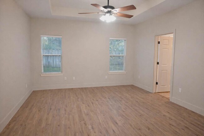 Building Photo - 87 Firestone Pl