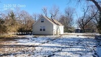 Building Photo - 2420 SE Ohio-