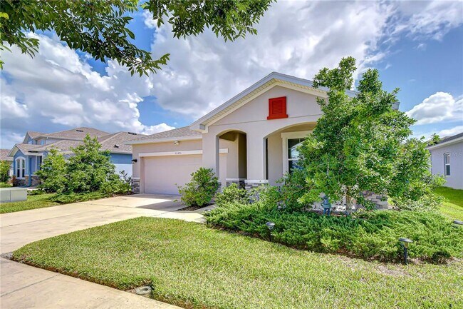 Building Photo - 15371 Caravan Ave