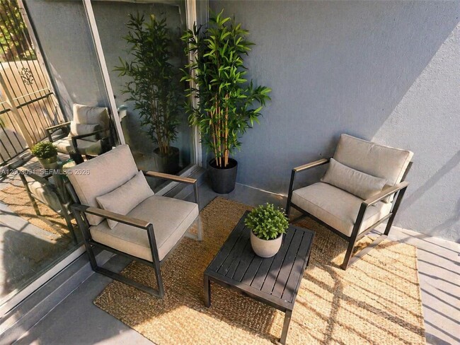 Building Photo - 1177 NW 8th Street Rd