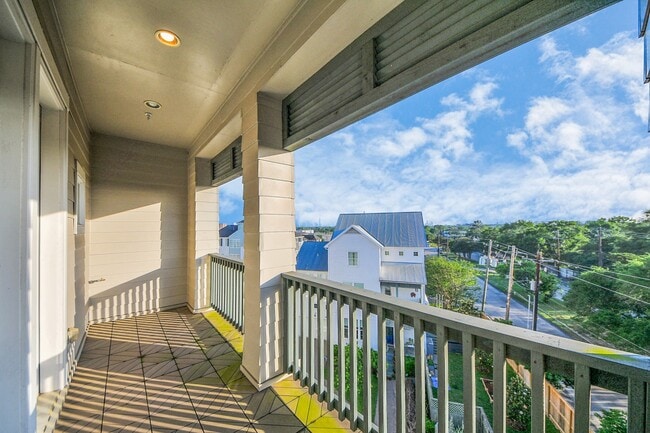 Building Photo - 4005 Woodshire Vlg Ests