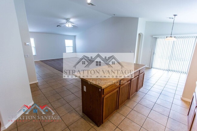 Building Photo - 17739 W Redfield Rd