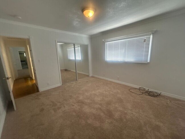Building Photo - 429 Paulette Pl