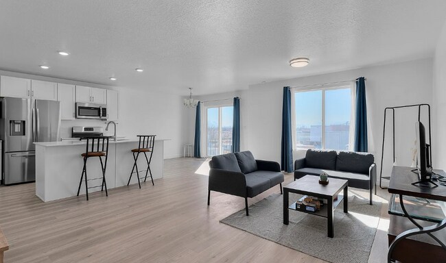 Building Photo - 3581 Grassland Dr