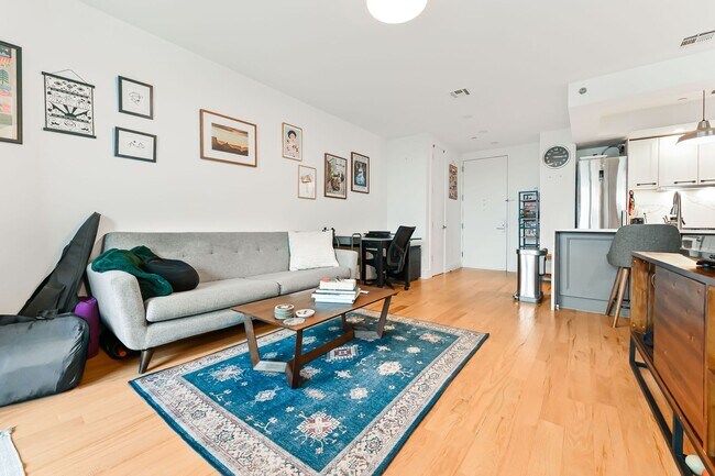 Building Photo - Beautiful 1 Bedroom in Prime Brooklyn with...