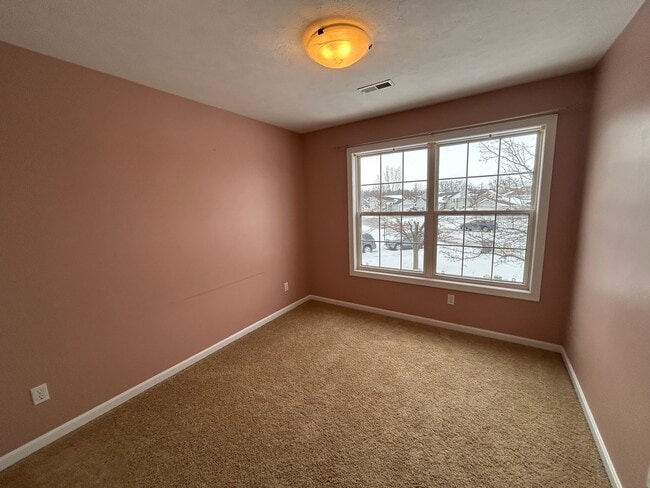 Building Photo - 1020 Katra Ln