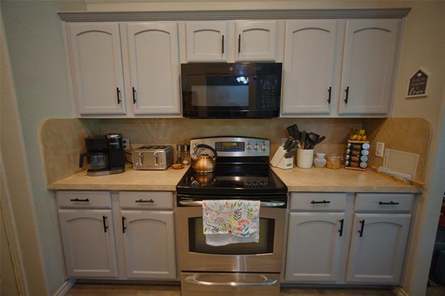 Building Photo - 618 Matador Dr