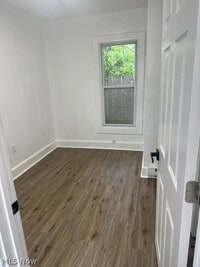 Building Photo - 161 Fernwood Ave