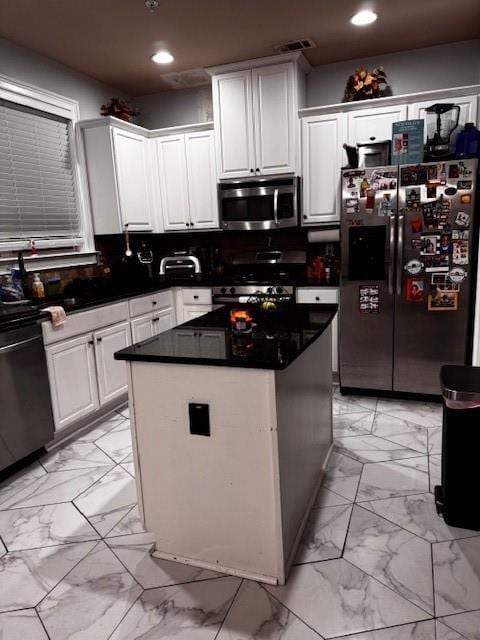 Building Photo - 2312 Oakton Pl