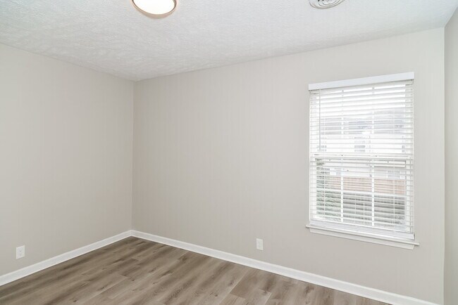 Building Photo - 247B Indian Park Dr