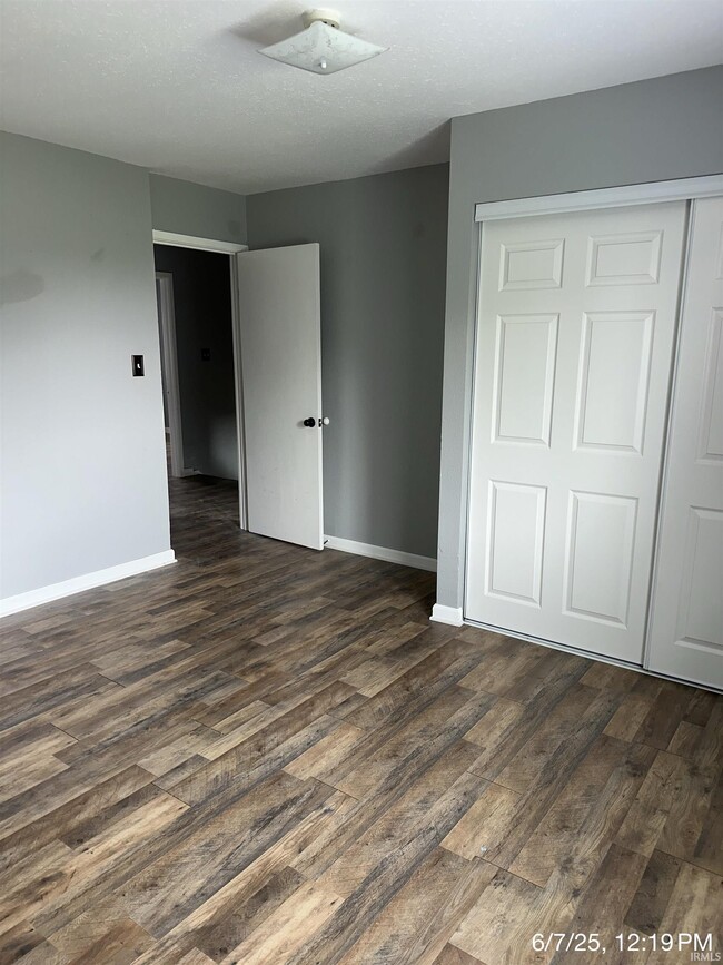 Building Photo - 41052 Gunter Ct