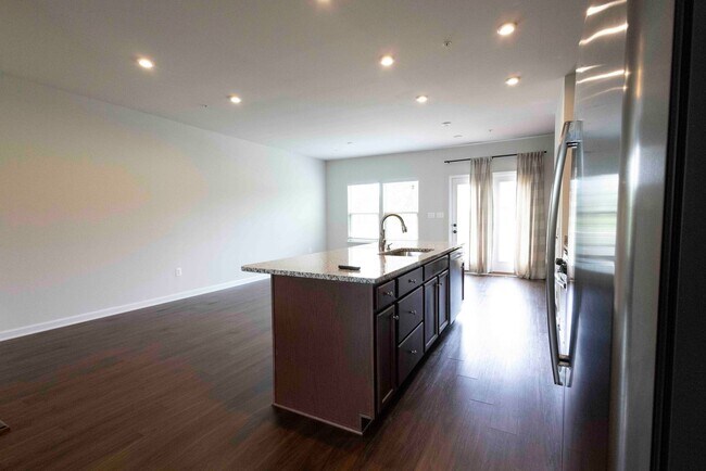 Building Photo - Charming 3 Bedroom/2.5 Bathroom in Bel Air, MD!