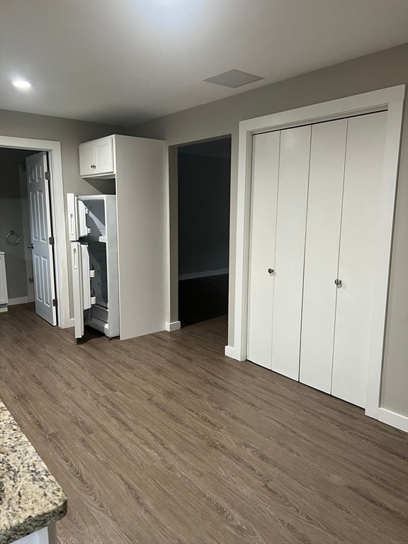 Building Photo - 2 Chesterfield Rd