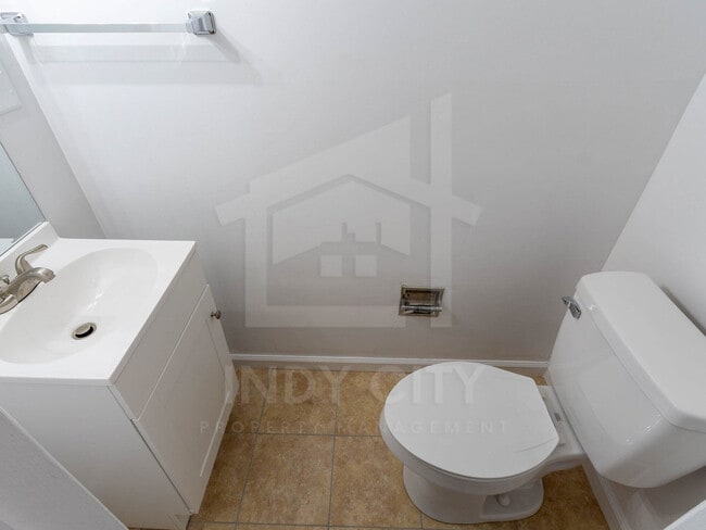 Building Photo - 3281 Ashley Ln