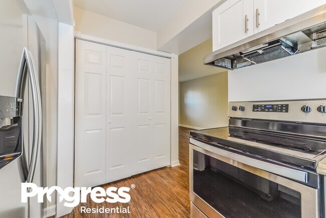 Building Photo - 508 Loch Lomond Dr