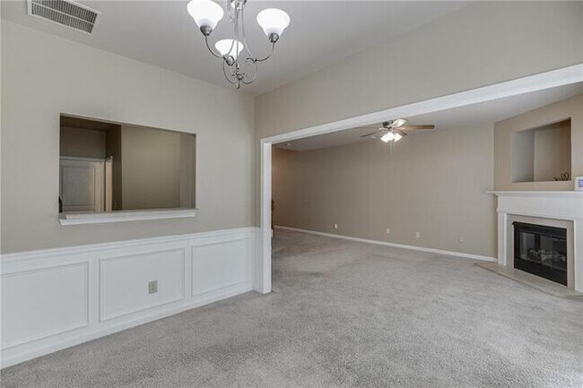 Building Photo - 314 Oakland Hills Way