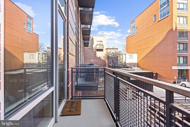 Building Photo - 1515 15th St NW