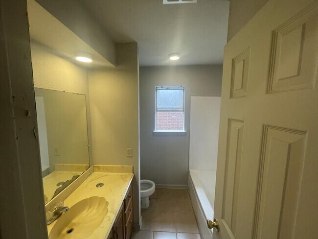 Building Photo - 12779 Enchanted Path Dr