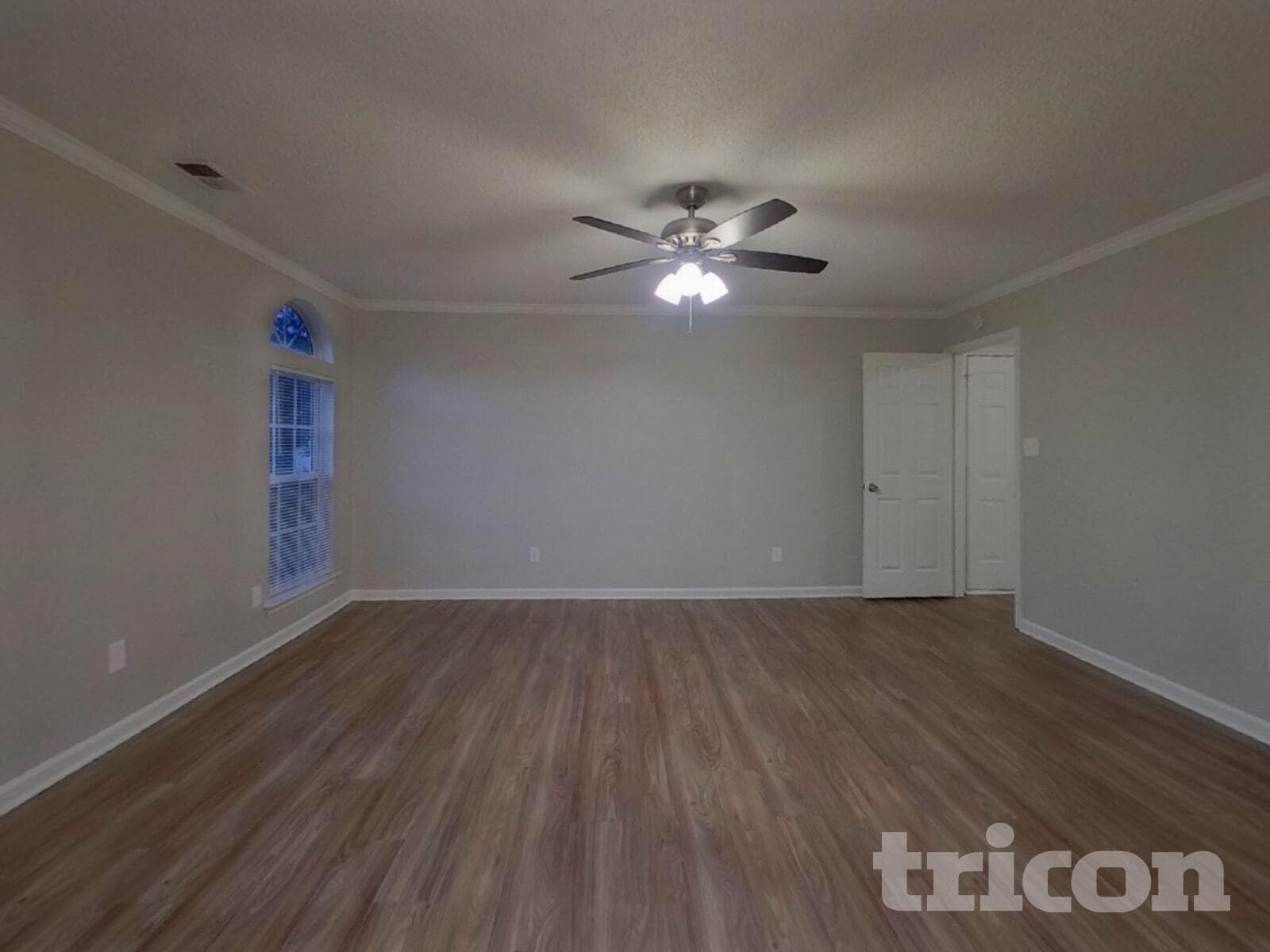 Building Photo - 149 Lantana Dr