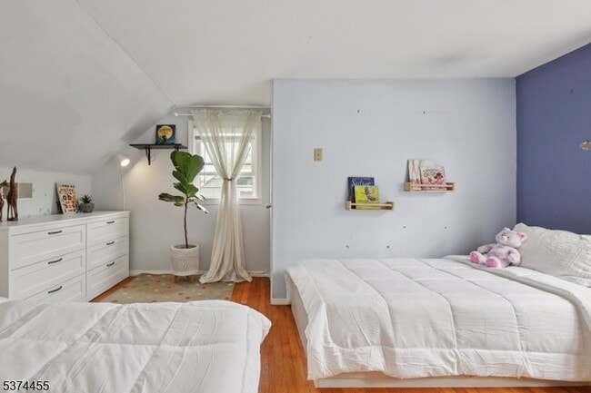 Building Photo - 51 Brookhill Ter