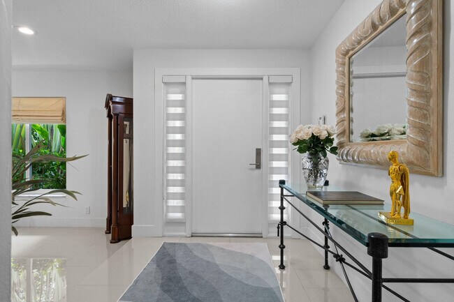 Building Photo - 326 Seven Isles Dr