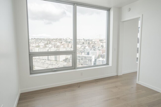 Building Photo - 2bd/2ba Seattle Condo