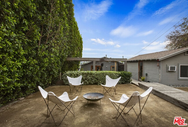 Building Photo - 5215 Almaden Dr