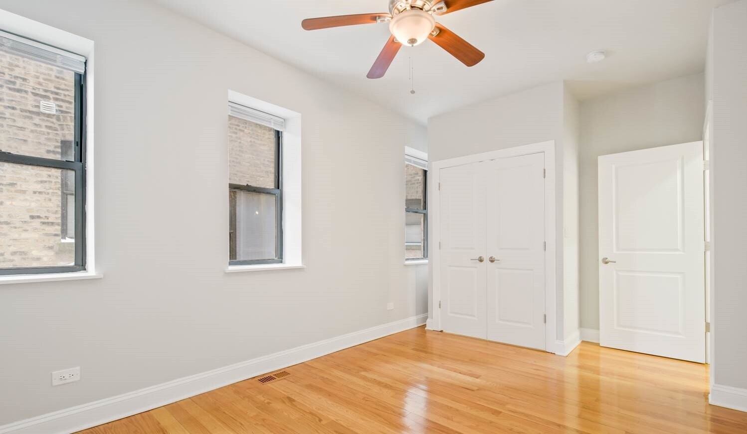 Building Photo - 1346 W Howard St