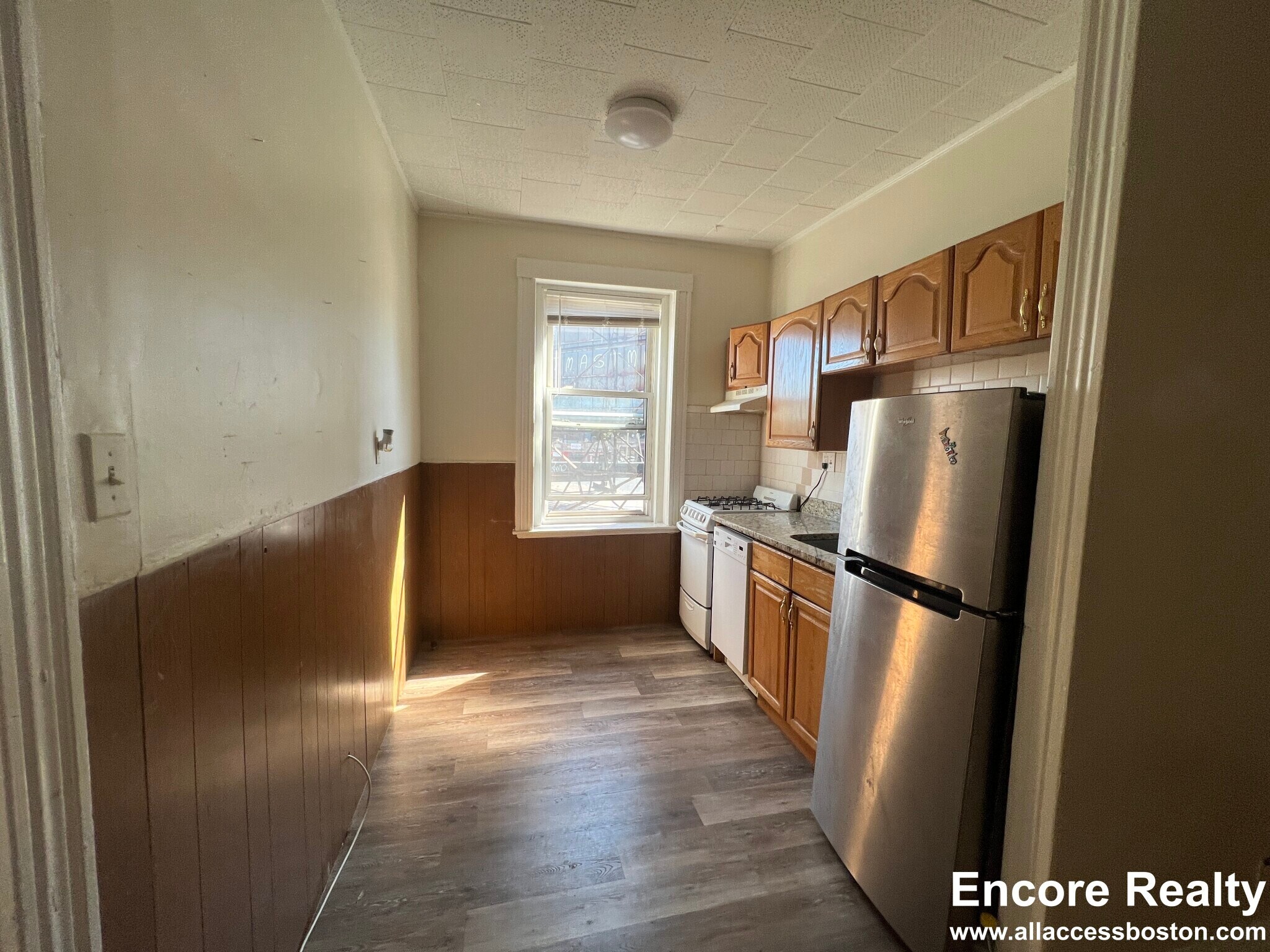 Building Photo - 126 Warren St