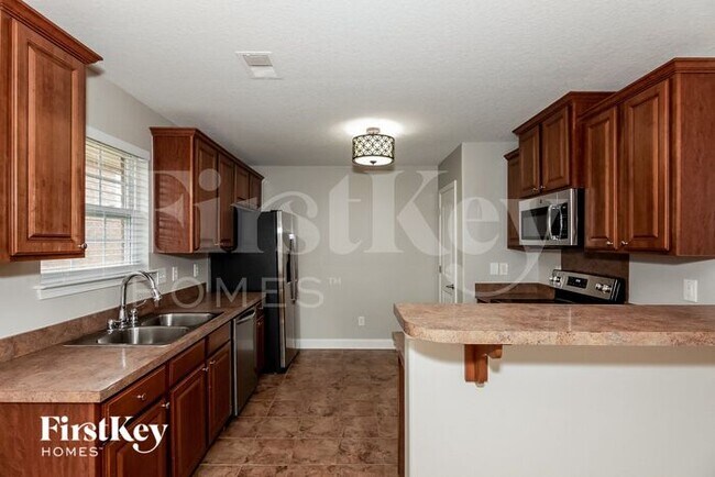 Building Photo - 2540 Glyncastle Way