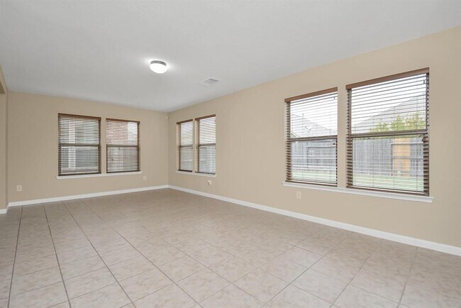 Building Photo - 16506 Lanesborough Dr