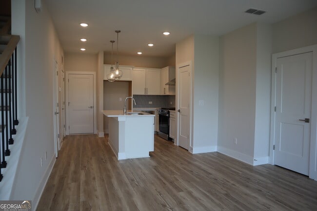 Building Photo - 692 Urban Grange Wy