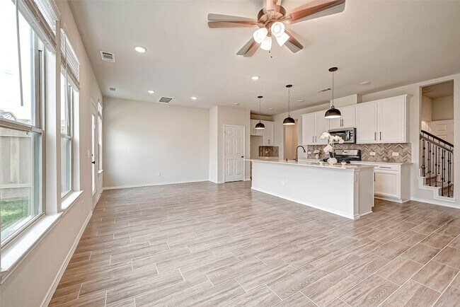 Building Photo - 10311 Harmon Smith Dr.