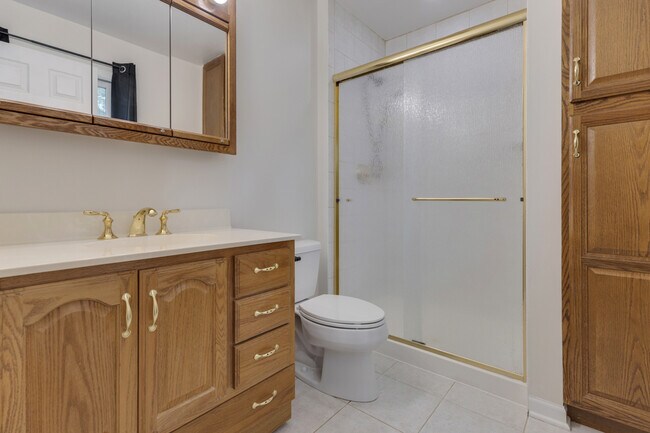 Building Photo - 616 Blue Spruce Ln