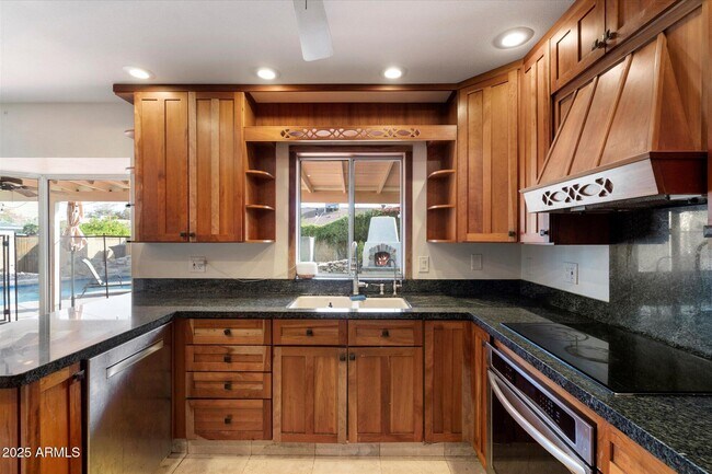 Building Photo - 6503 S Bonarden Ln