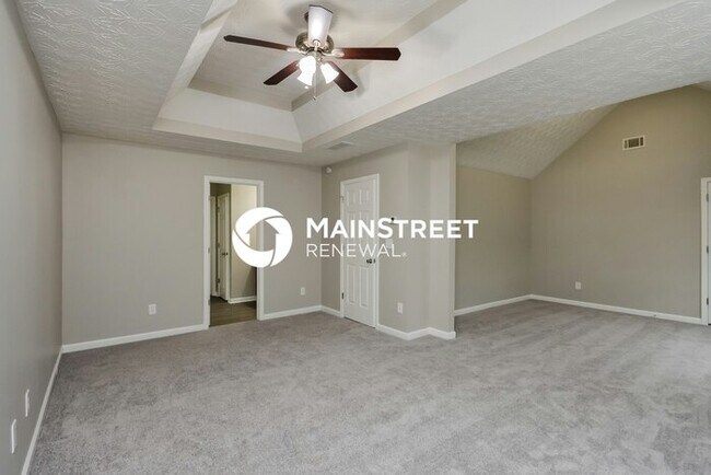 Building Photo - 3 Bedroom Pet-Friendly Home in Covington, GA with Main Street Renewal