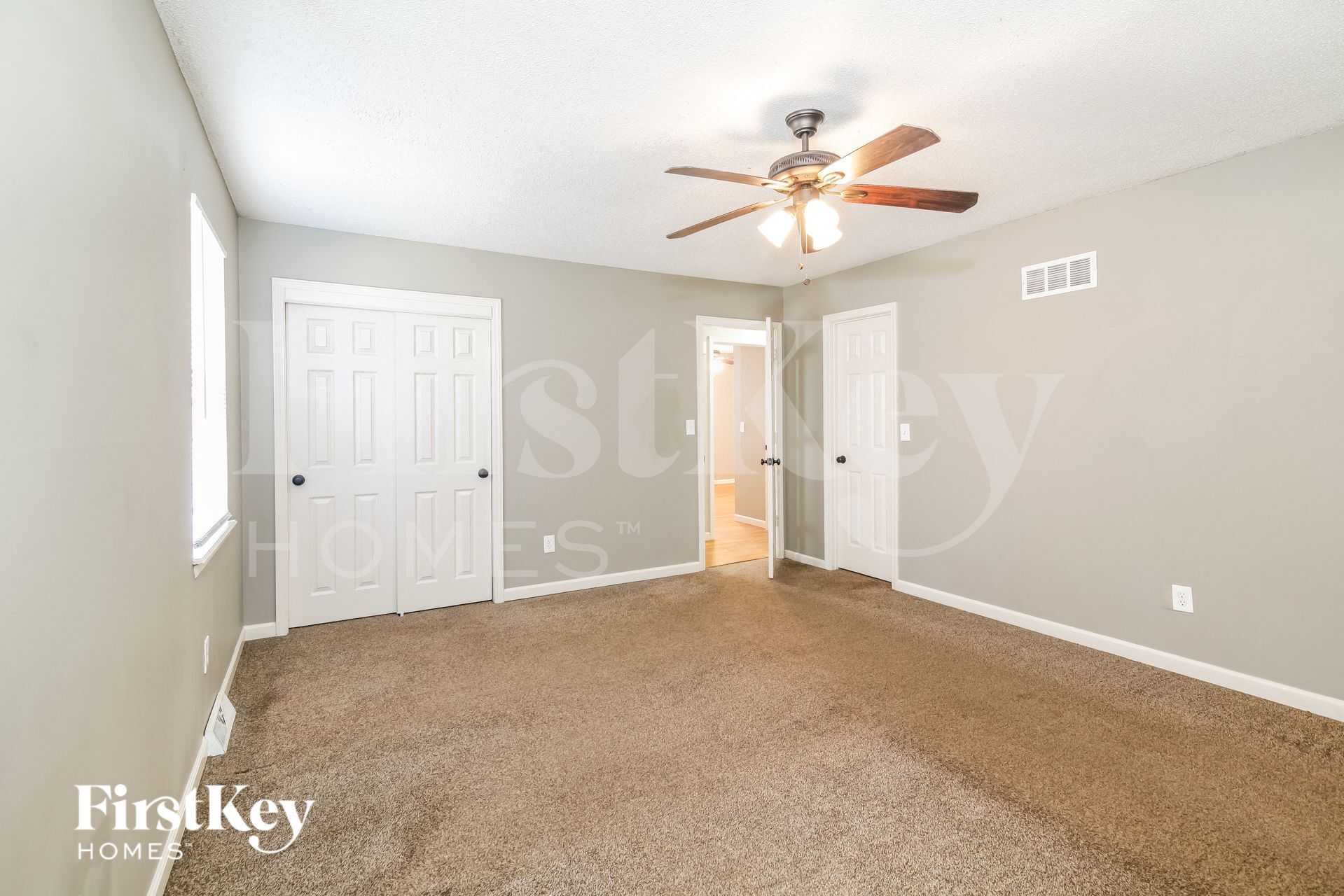 Building Photo - 1301 SW 20 St