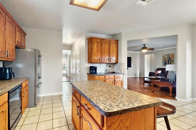 Building Photo - 1236 Blue Brook Dr