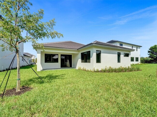 Building Photo - 5736 SW 104th Terrace