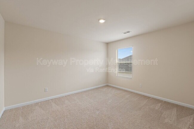 Building Photo - 3262 Carmine Ave