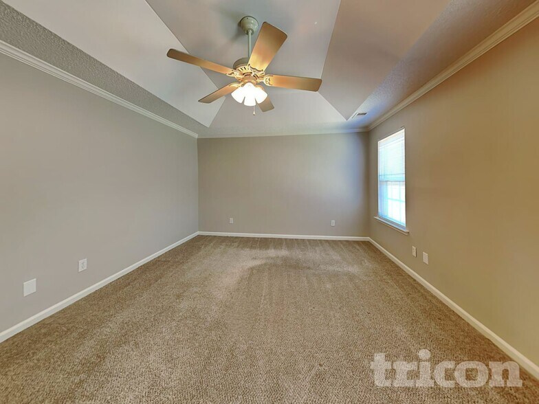 Building Photo - 312 Buckthorne Dr