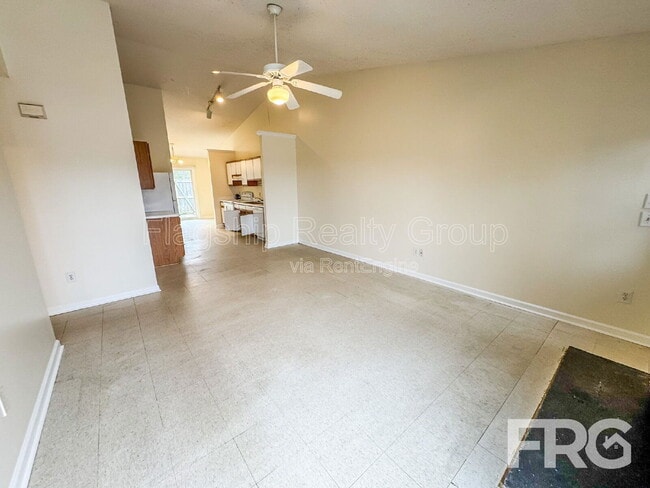 Building Photo - 3313 Parkway Ct