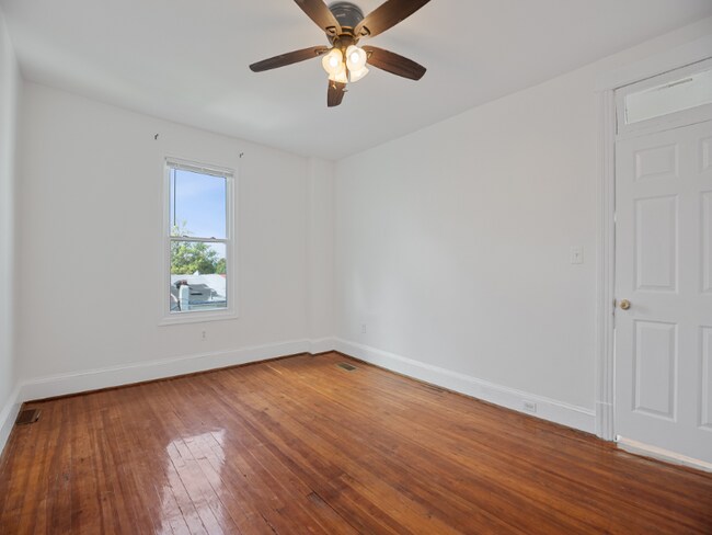 Building Photo - 4014 3rd St NW