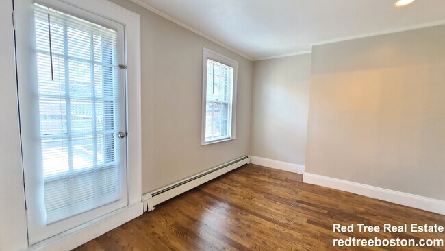 Apt 2 - 26 Fayette St