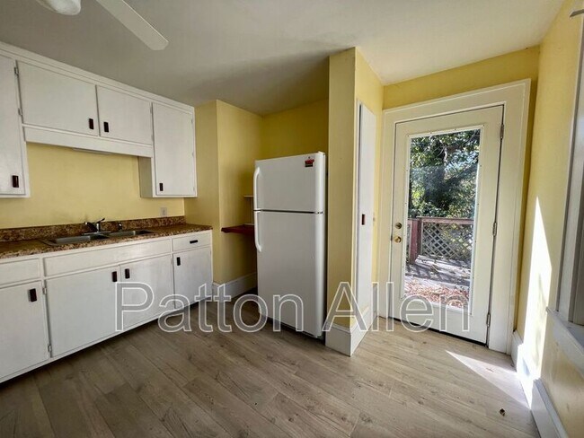 Building Photo - 29 Parkman Pl
